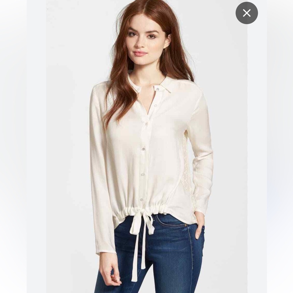 ELLA MOSS Ivory Long Sleeve 'Jazmine'
Front Tie Lace Back Top